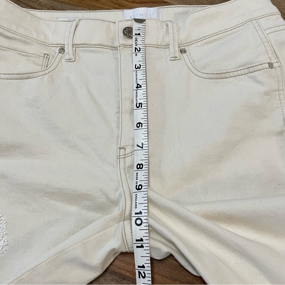 WHBM High Rise Straight Jeans‎ Cream color with Tonal White Floral Beading sz 8L - Picture 11 of 14